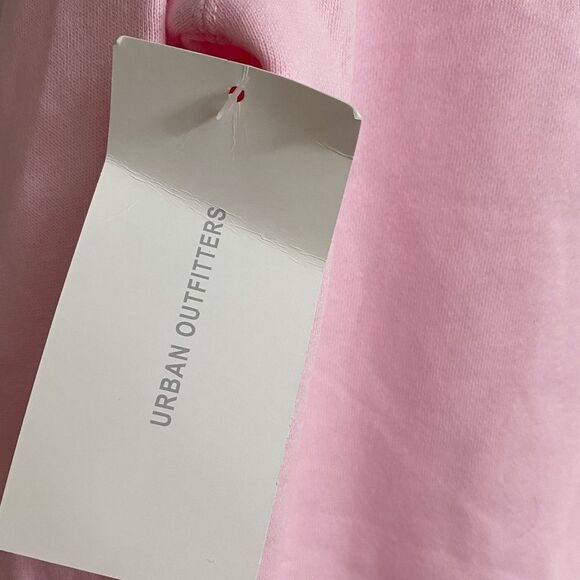 NWT Urban Outfitters New York Pink Sweatshirt Women's Size XS Pullover Comfy - Picture 14 of 14